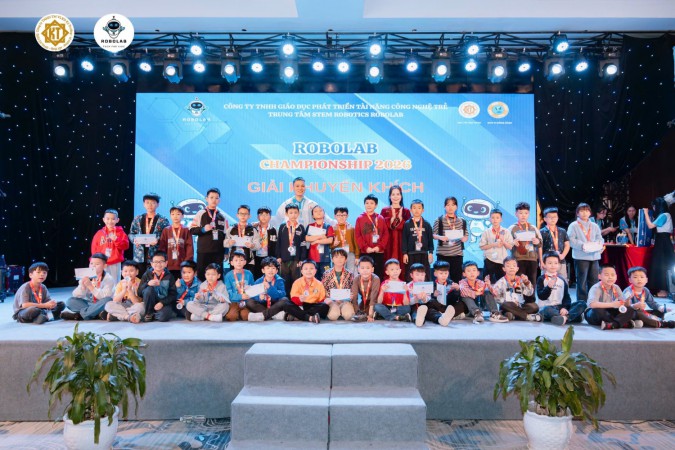 Tự hào học sinh Trường Tiểu học Nghi Ân tỏa sáng tại đấu trường công nghệ 🤖✨